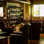 Pernice 77 Hotell