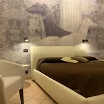 Hotell Pernice 77 *