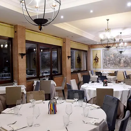 Hotel Pernice 77 *