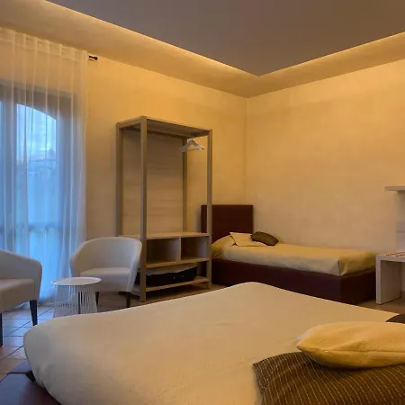 Pernice 77 Hotel