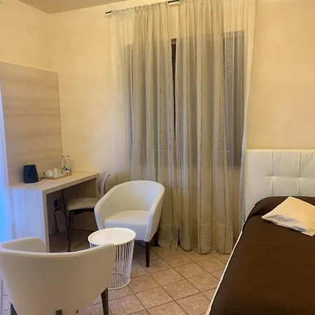 Pernice 77 Hotel *