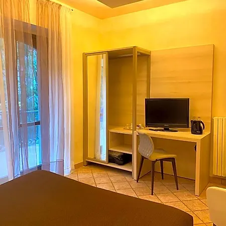 Pernice 77 Hotel