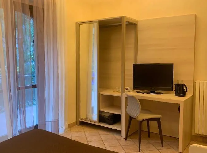 Pernice 77 Отель Сульцано