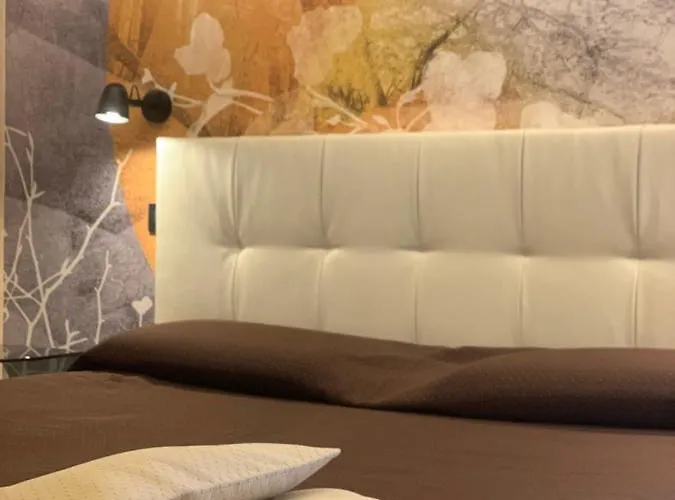 Отель Pernice 77 *